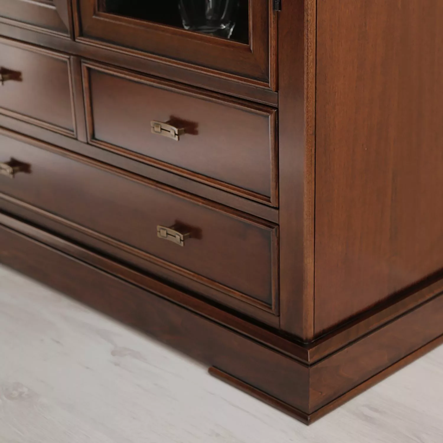 Montreux Vitrine Siena 16 Montreux Vitrine Siena – Image 14