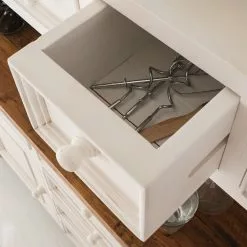 Maison Belfort Vaisselier 15 Maison Belfort Vaisselier -Armoires Soldes 1000027371 211116 124529000101 DETAILS P000000001000027371