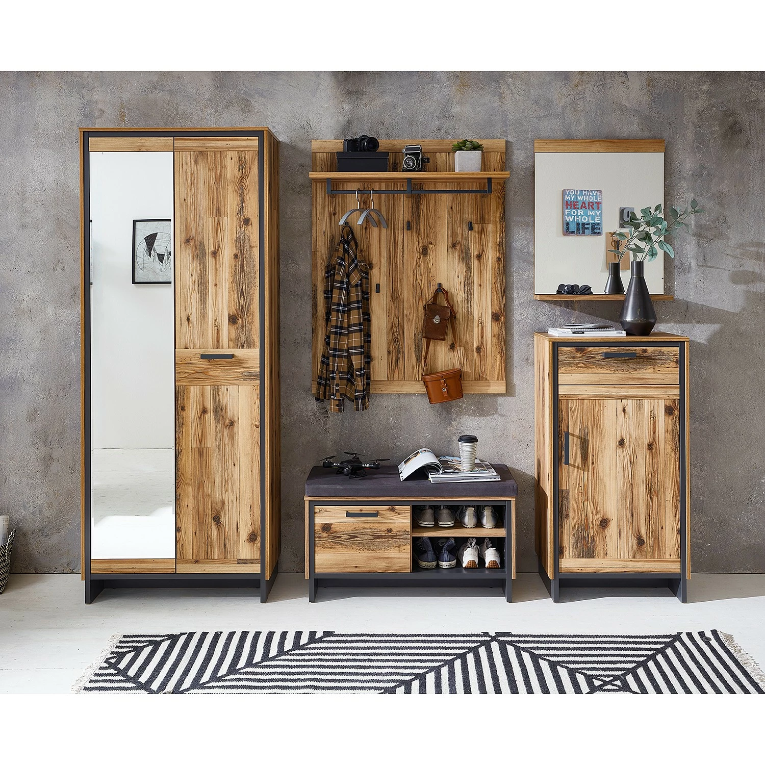 Ridgevalley Armoire Priay I Graphite 5 Ridgevalley Armoire Priay I Graphite – Image 3