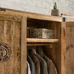 Armoire Iron Ii -Armoires Soldes 1000224050 210715 08552800010 MOOD DETAILS P000000001000224050 mood