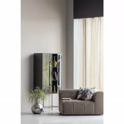 Vitrine Living Antique Rustique Métal Noir Red -Armoires Soldes 1000342085 220401 021 MOOD DETAILS P000000001000342085 mood