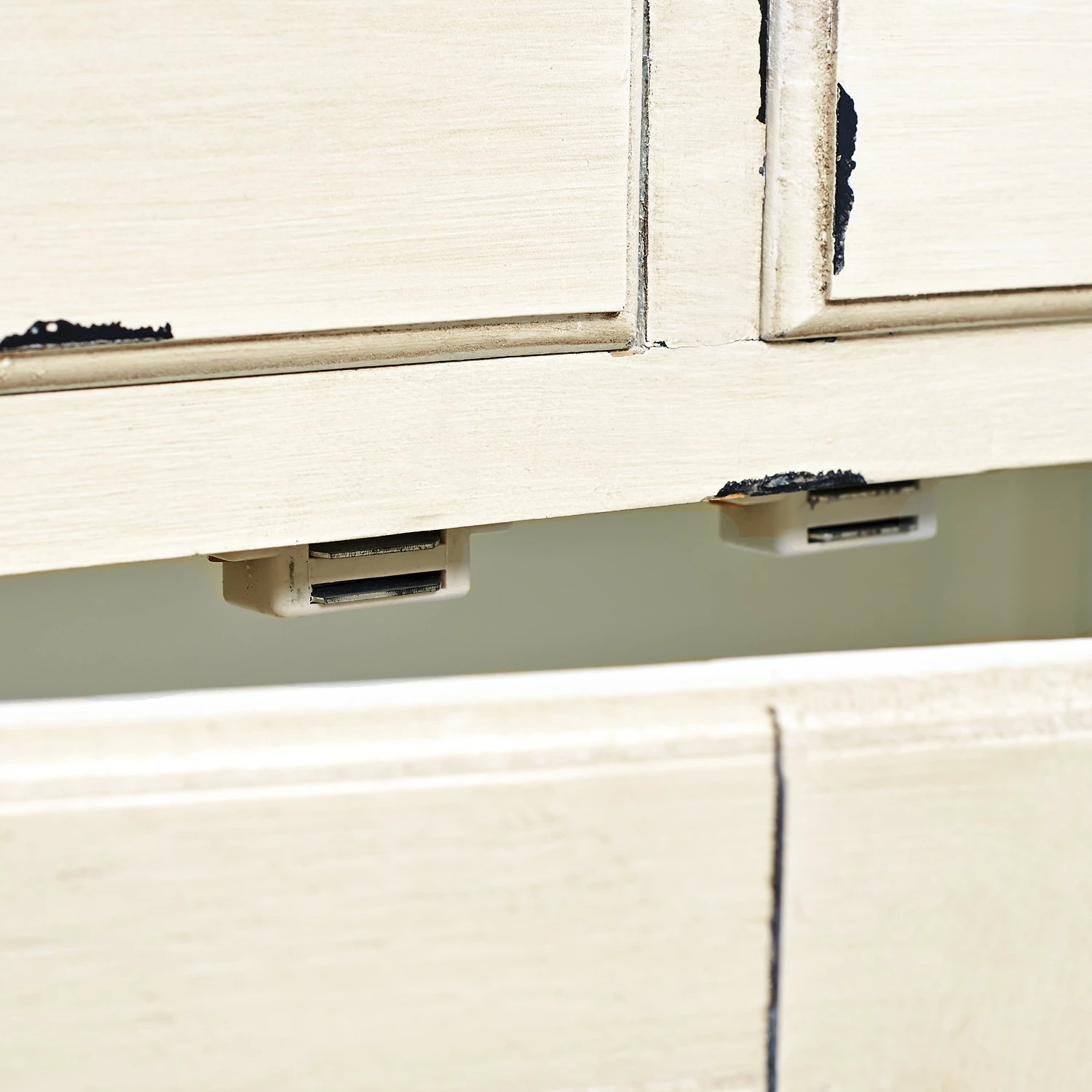 Cabott Cove Butler Paulownia Buffet Beige 15 Cabott Cove Butler Paulownia Buffet Beige – Image 13